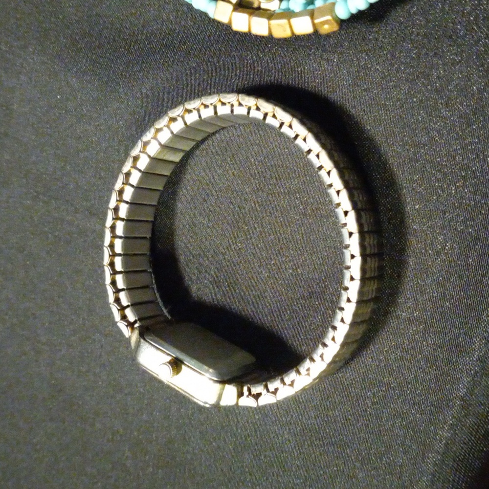 Benrus Gold Rectangular Watch - Picture 3 of 4